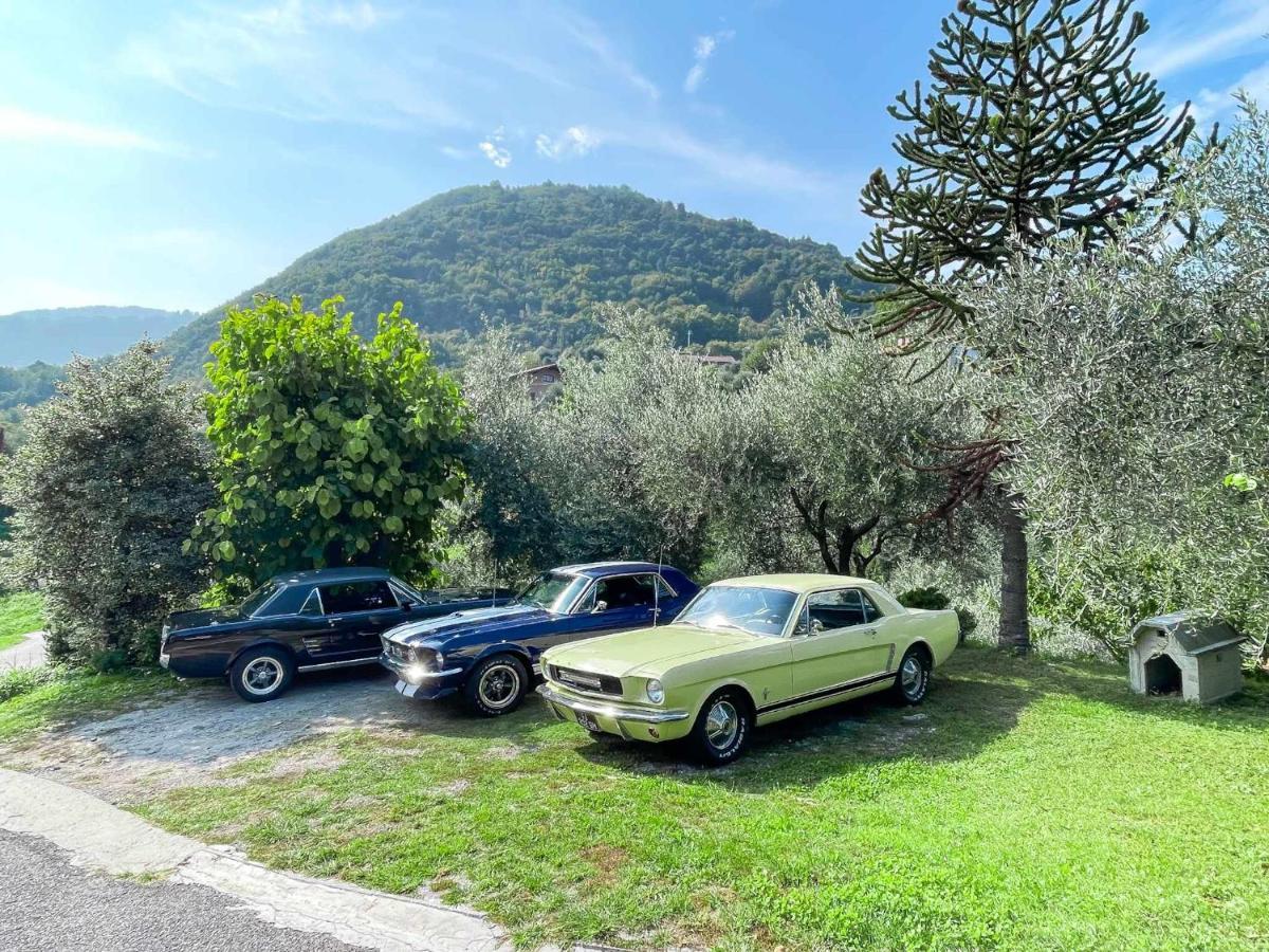 Apartamento Breva Loft Tra Gli Ulivi Ed Il Bellagio